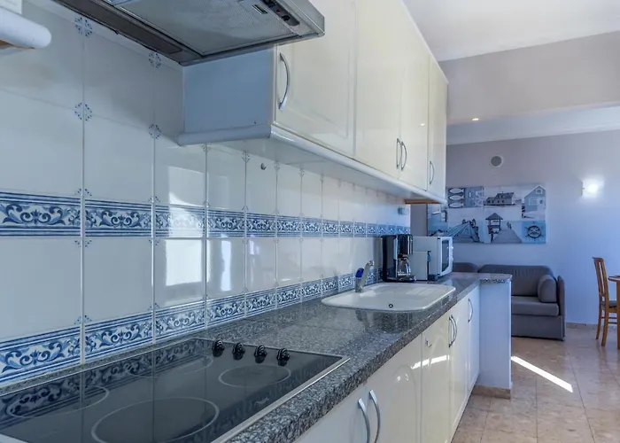 Flh Mar Marine Flat With Pool * Portimão